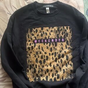 Like new Small Vici lulusimon  studio sweatshirt